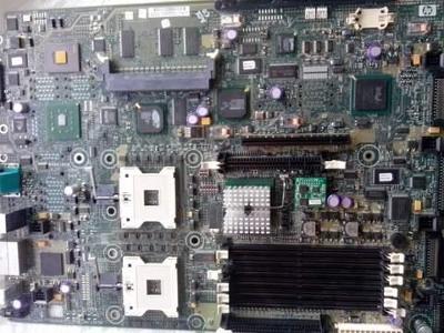 604 dual Xeon serverová od HP netest na ND,opravu!