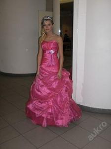 Plesové - maturitní šaty
