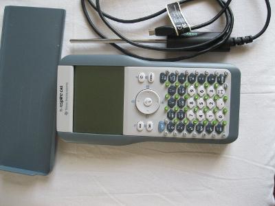 Grafický kalkulátor TI-Nspire CAS s Touchpadem