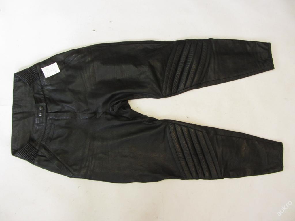 Kožené kalhoty Dainese v. 46 - obvod pasu: 72 cm - Náhradní díly a příslušenství pro motocykly