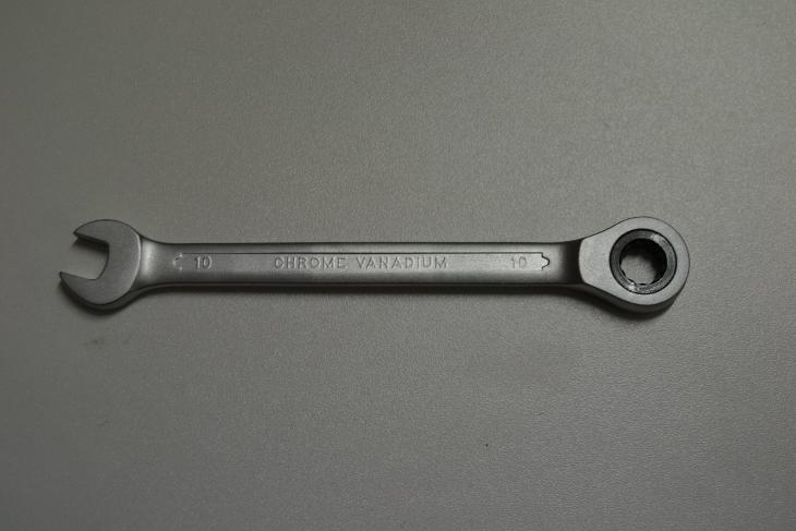 Plochý ráčnový klíč 10mm, ráčna - chrom vanad - Nářadí