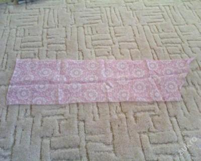 Růžovobílý šátek