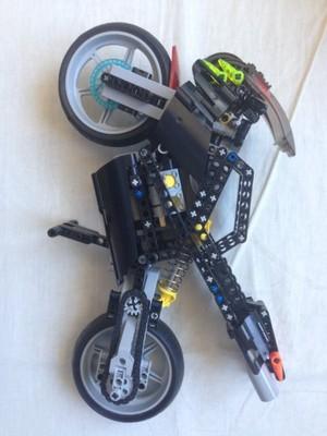 LEGO Technic 8420 Street Bike motorka černá verze