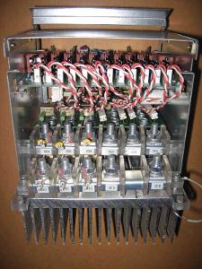 Tyristorové moduly 142A 1200V na důstojném chladiči