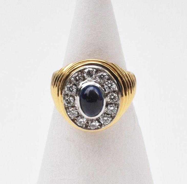 Zlatý prsten se safírem a s diamanty, 0,72 ct - Starožitné šperky