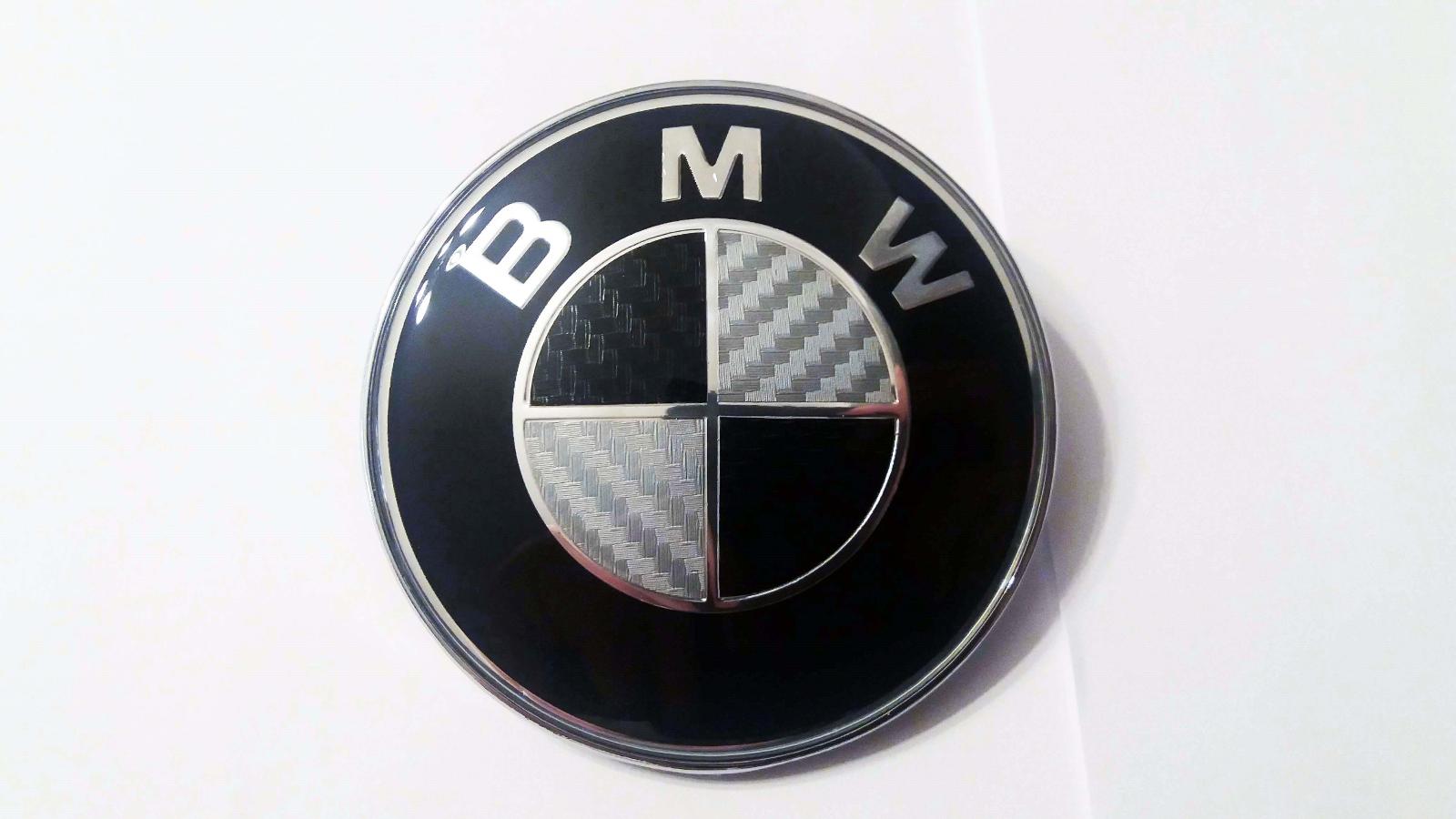 BMW predný aj zadný znak karbón 82mm - Auto-moto