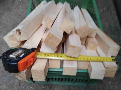lipové hranolky 4x4cm, lipové dřevo na vyřezávání,možno i jiné rozměry