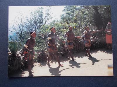 Pohlednice umělecká nahá žena Jižní Afrika tanec kmene Zulu 