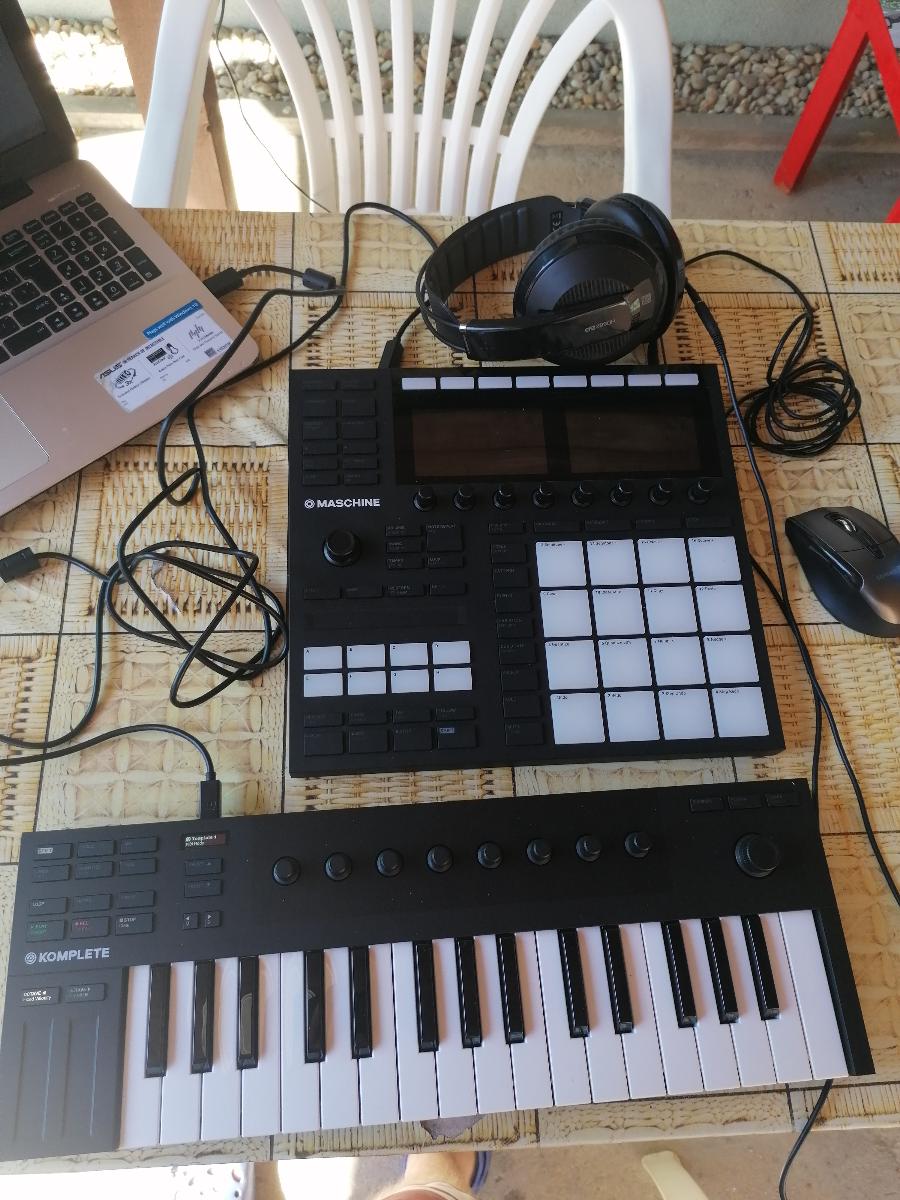 Native Instruments Maschine MK3 a Komplete Kontrol M32 | Aukro