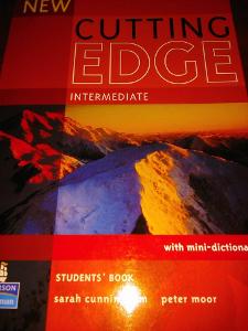 New Cutting Edge Intermediate - Students Book - Sarah Cunningham