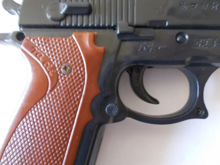 Pistole airsoft  plast kov zbraň vrchní plnění kuličkami Smith Wesson