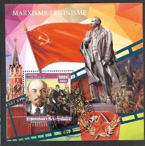 Madagaskar - Lenin na schůzi, Kreml