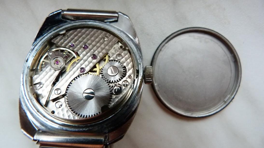 Nádherné starožitné švýcarské letecké hodinky Tourist Vintage Swiss  - Starožitnosti