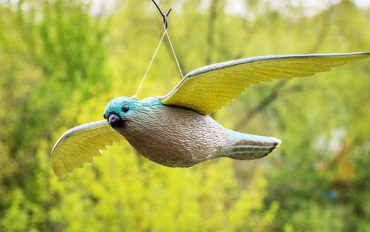 Maketa letícího sokola k plašení holubů a špačků 0649 - Dům a zahrada