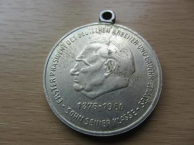 Nemecko Medaile Wilhelm Pieck-První prezident německého státu 1960