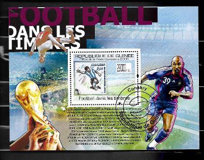GUINEA - známka na známce - sport - fotbal