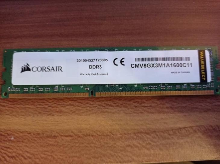 Corsair 8Gb DDR3 1600MHz - Počítače a hry