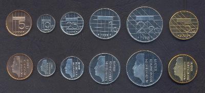 NIZOZEMÍ KOMPLETNÍ SADA MINCI 5+10+25 Cent 1+2 1/2 +5 Gulden 1990- UNC