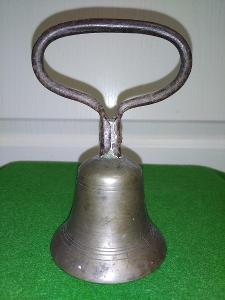 Úžasný starožitný ruční zvonek