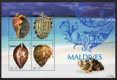 Maledivy-Mušle 2010**  Mi.4817-4820 / 9,50 €
