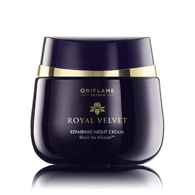 Obnovující noční krém Royal Velvet Oriflame