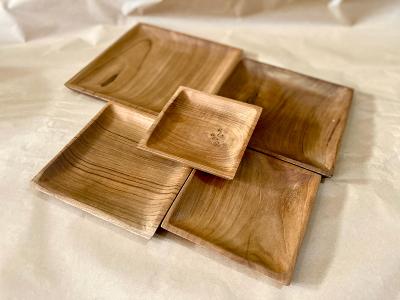 BALI: Set teakových dřevěných talířů ruční výroba👌🏼