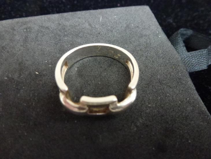 Starý stříbrný prsten 