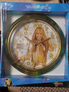 Nové nástěnné hodiny 24 cm . Zn.Disney Hannah Montana.