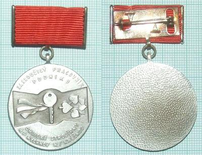 Odznak - Zasloužilý pracovník - klíč zámek