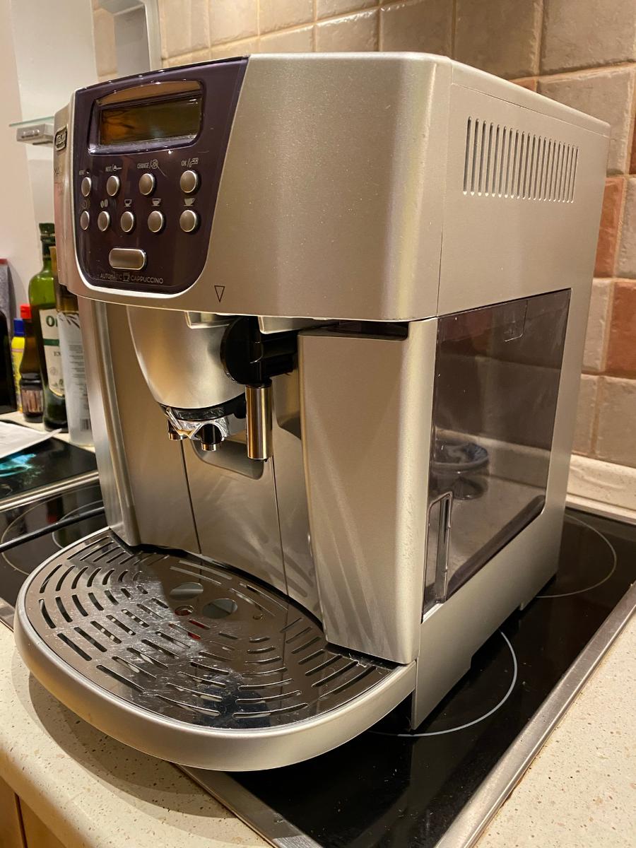 K vovar DeLonghi Magnifica Pronto Cappuccino ESAM 4500 st brn