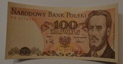 Bankovka Polsko 100 Zlotych r.1988 PN 2718262