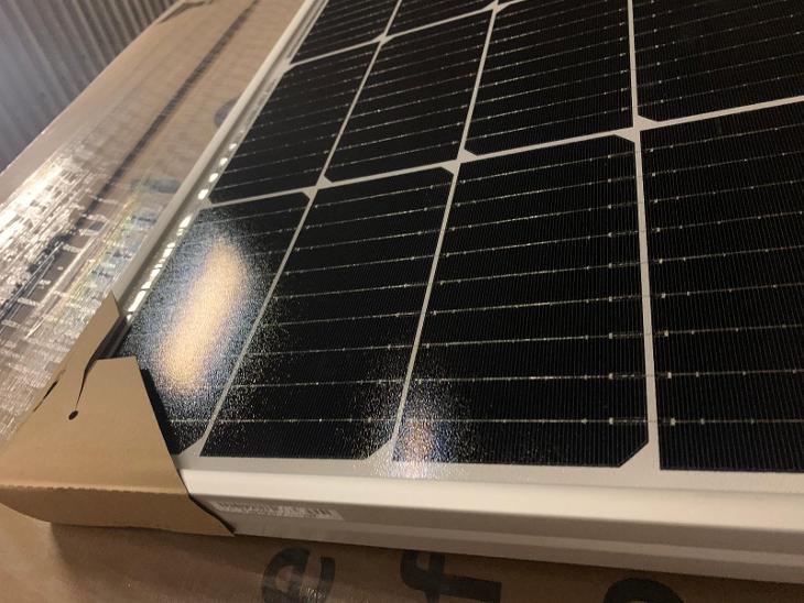 Solární panel Canadian Solar CS3W-450MS 450Wp monokrystal PERC halfcut - Ostatní zařízení pro dům a zahradu