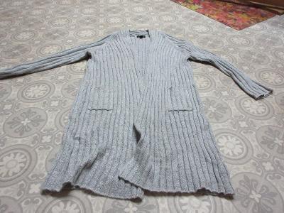 svetr šedý -kabátek dlouhý