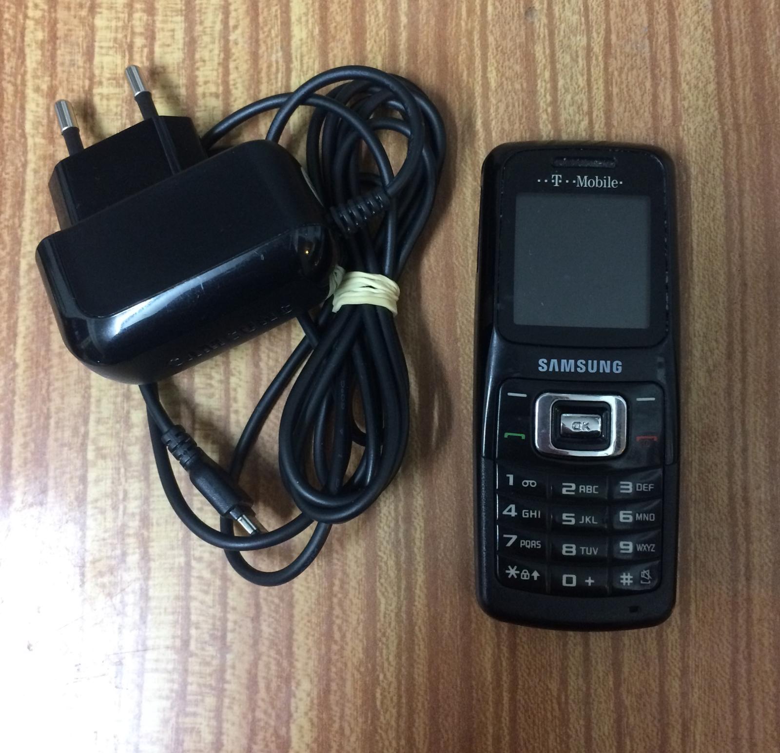 Mobilní telefon Samsung SGH-B130 - funkční | Aukro