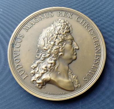Bronzová medaile - Král Ludvík Veliký. Rodinné štěstí. (Roussel)
