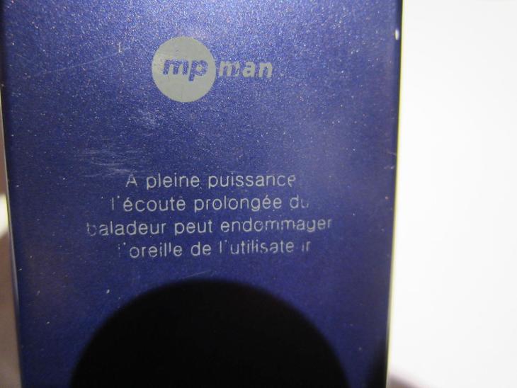 MP3/MP4 přehrávač MP MANN s FM rádio + sluchátka