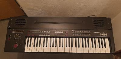 elektronické klávesy, varhany VERMONA SK 86- retro
