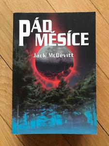 Jack McDevitt – Pád Měsíce (Návrat, 2001)