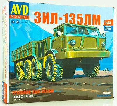 AVD / SSM 1416 Sovětské vojenské nákladní auto ZIL-135LM 8x8 / 1 :43