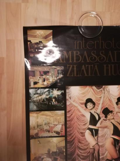 RETRO nástěnný kalendář 1988 interhotel AMBASSADOR ZLATÁ HUSA 66x98 cm - Starožitnosti a umění