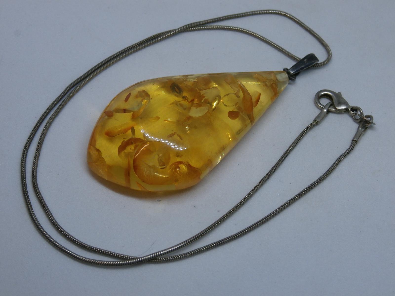 Starý strieborný náhrdelník s jantárom 308 - Starožitné šperky