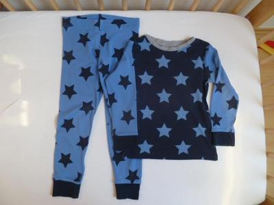 Pyžamo z H+M, vel. 98/104 (2-4 roky), dlouhý rukáv, nohavice, hvězdičk