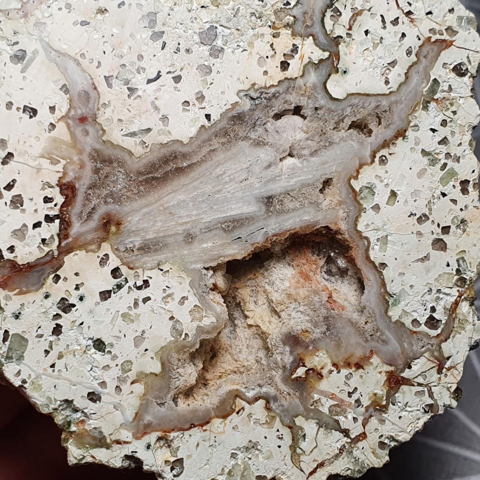 Achát hromový thunderegg Querbitzsch Sasko 69 x 64 mm - Minerály a zkameněliny