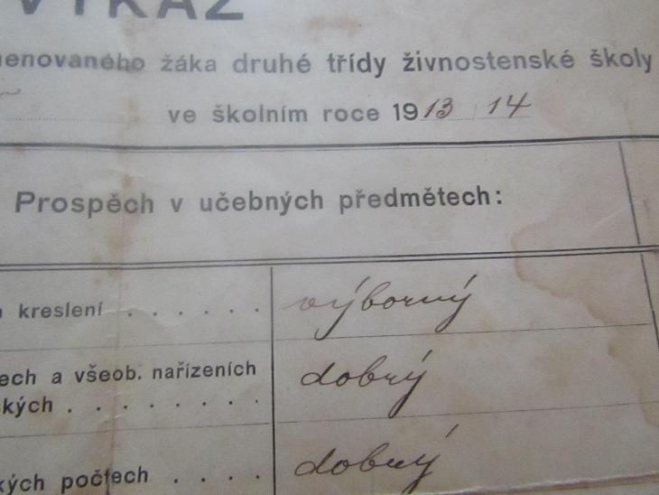 Starý dokument Školní výkaz 1913/14