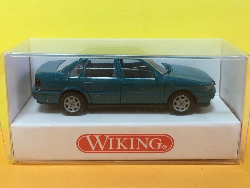 VW Passat zelená- Wiking Germany H0 1/87 (V3-W4) - Modely automobilov