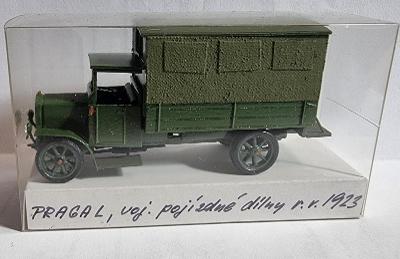 Model nákladního automobilu PRAGA L pojízdná dílna  1:87