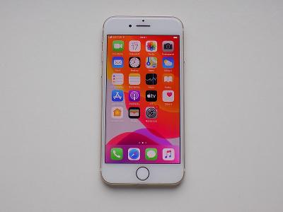 APPLE iPhone 7 128GB Gold - ZÁRUKA 12 MĚSÍCŮ