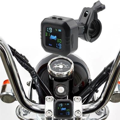 kontrola a monitor tlaku v pneumatice pro motocykly