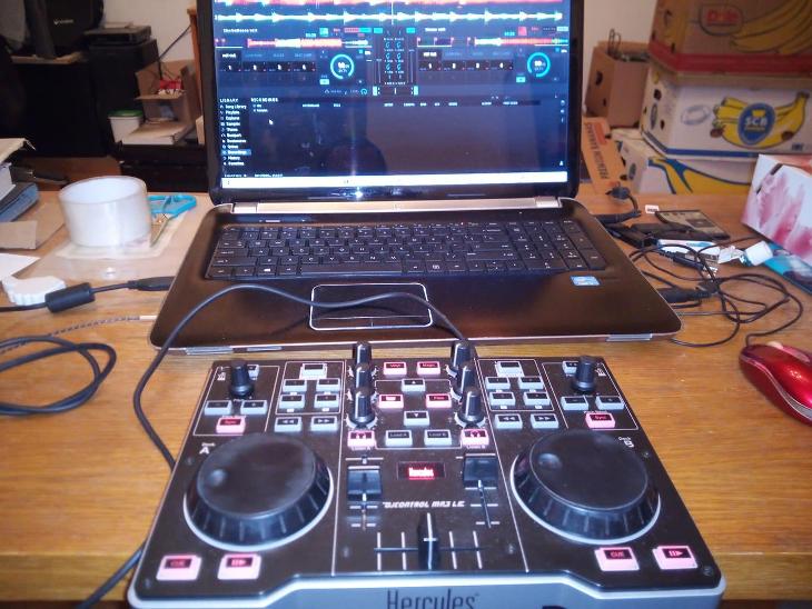 Hercules DJ Control MP3 LE