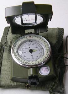Armádní kompas s mikroprůhledem celokovový  